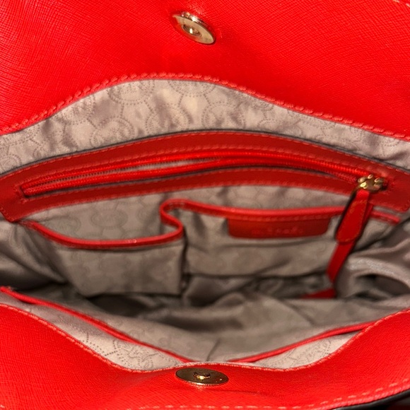 Michael Kors Red Leather Large Hamilton Tote Bag - Picture 5 of 6